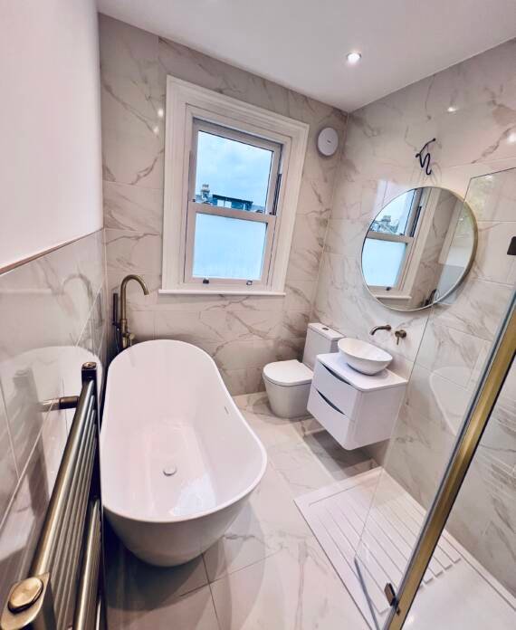 Bathroom renovation Chelsea glass walk-in shower