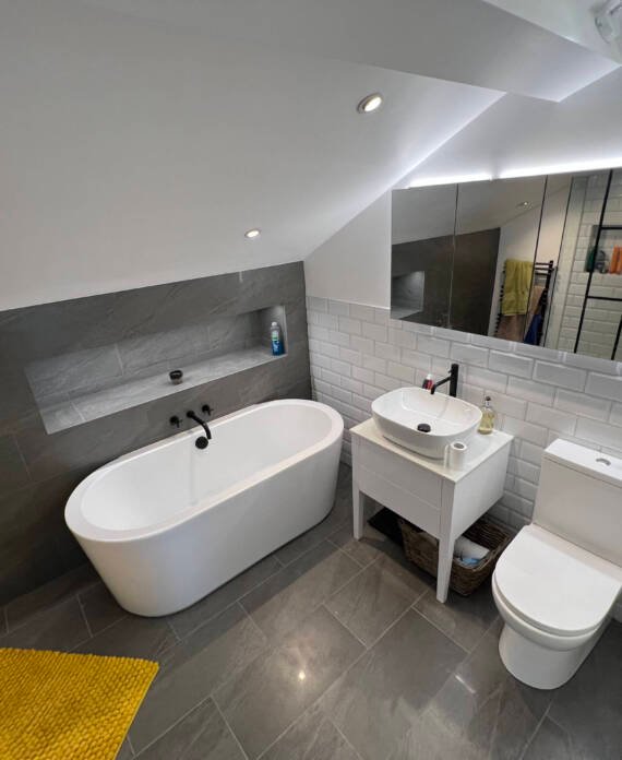 Bathroom renovation Chelsea luxury wall finishes